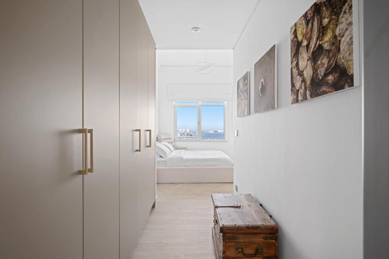 Apartment Seaview-shoreline4-palm Jumeirah Dubai